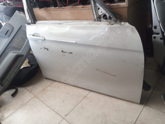 BMW F30 SAĞ ÖN HASARLI KAPI ORIJINAL 05335582216