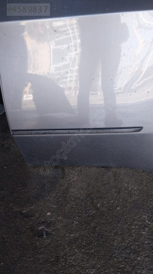 Bmw x5 e70 sol arka kapı çıtası