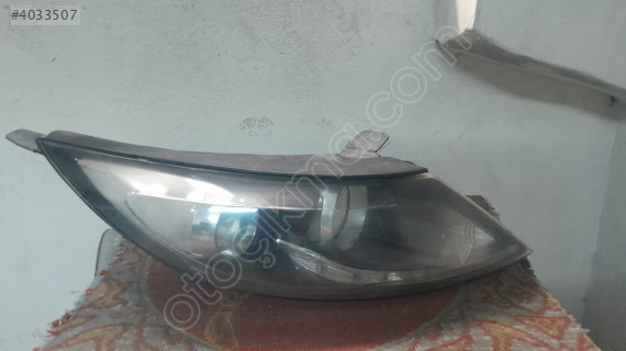 Kia sportage 2012  sağ ön far çıkma
