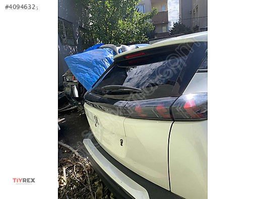 PEUGEOT 2008 SÖKME HATASIZ DOLU BAGAJ SEDEFLİ BEYAZ