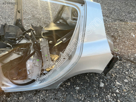 RENAULT CLİO 3 ARKA ÇAMURLUK SAĞ SOL MONTECAR