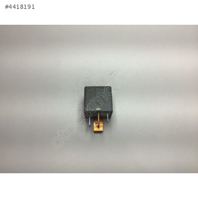 Volkswagen Audi Seat Skoda Röle 22205007 171906383