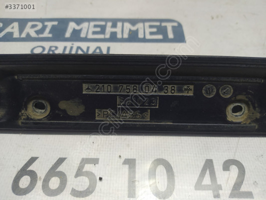 ÇIKMA MERCEDES E-CLASS W210 BAGAJ KAPAĞI PLAKA AYDINLATMASI