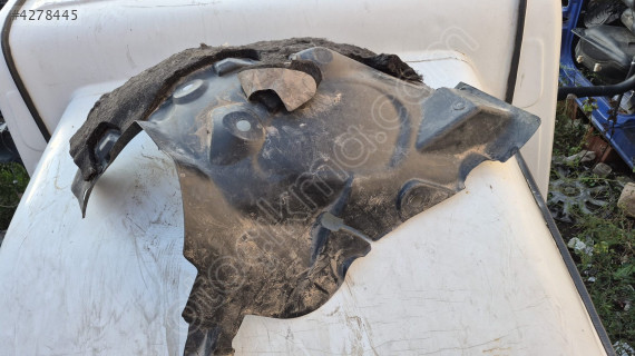 Clio 4 Hb 13/16 Ön Çamurluk Davlumbazı Sağ (Önün Arkası)63842780