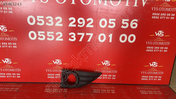 Renault Fluence Sağ Sis Farı Çerçevesi 767170000109