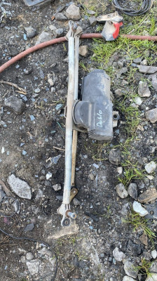 Fiat Doblo ön silecek firezesi