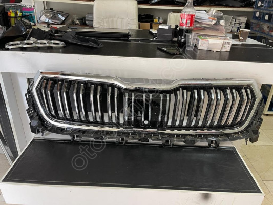 skoda karoq ön panjur