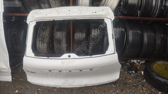 Volvo xc40 bagaj kapağı 2023 2024