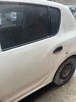DACİA SANDERO SOL ARKA KAPI