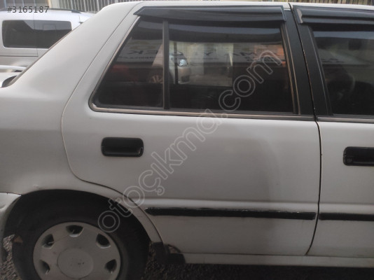 HYUNDAİ EXCEL 1993 ÇIKMA SAĞ ARKA DOLU KAPI