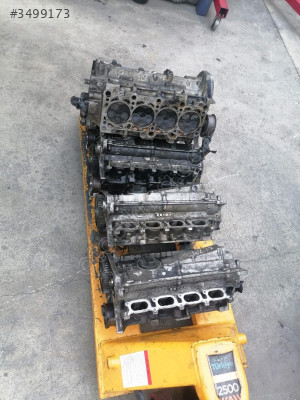 1.8 DÜZ 20V ADR APT SİLİNDİR KAPAĞI AUDİ A4 ÇIKMA PARÇA