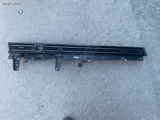 PASSAT B8 HAVALANDIRMA IZGARASI OEM 2015 2021 SIFIR 3G1858416F