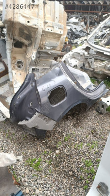 RENAULT CLİO 3 SAĞ ARKA ÇAMURLUK ÇIKMA ORJİNAL