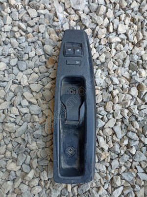 Fiat Doblo 3 sol ön cam düğmesi