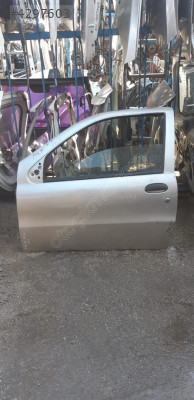 FİAT PALİO SOL ÖN KAPI ( TEK KAPI )ORJİNAL ÇIKMA DOLU