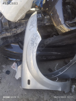 FORD FOCUS SAĞ ÖN ÇAMURLUK  ORJİNAL ÇIKMA 2006-2008