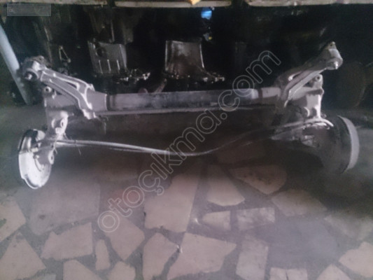 Peugeot Citroën Partner / Berlingo Arka Dingil  Komple