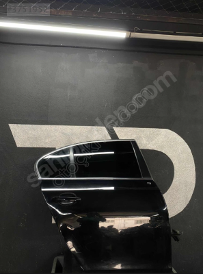 BMW E60 SAG ARKA KAPI BOYASIZ