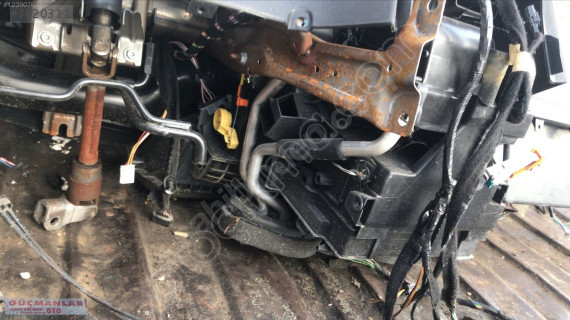 Renault Clio Symbol için Güçmanlar Kalorifer Kutusu