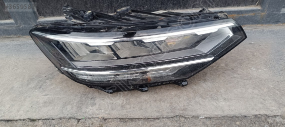 VOLKSWAGEN PASSAT B8 5 ÇIKMA ORJİNAL SAĞ FAR LED