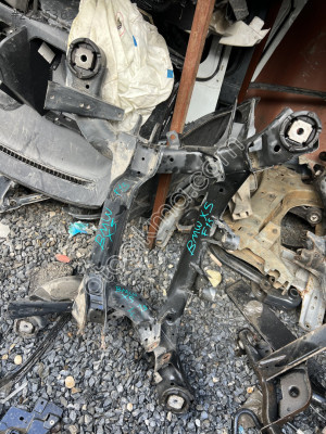 Bmw X5 F15 kasa çıkma motor traversi