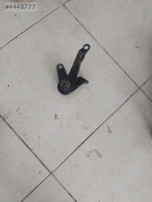 NİSSAN NAVARA KULAK