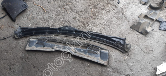 BMW X5 2005 ÇIKMA ORİJİNAL ÖN CAM IZGARASI+KÖŞE PLASTİKLERİ
