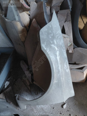 Renault laguna 2005 model sol ön çamurluk