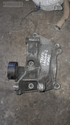 Renault yrafik 1.9 dci  sarz dinamo ayagi braket yedek parça