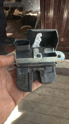 GOLF 7 BAGAJ KİLİDİ