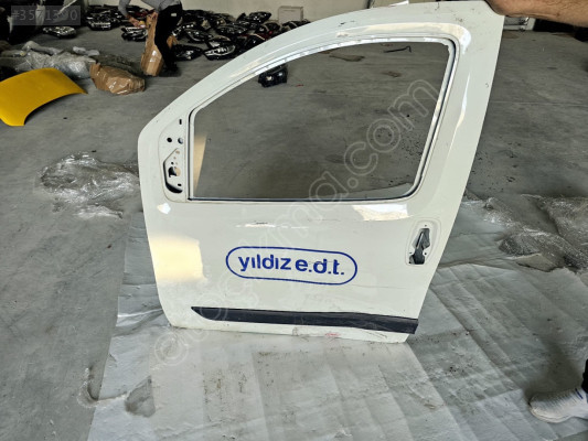 FİAT FİORİNO BEYAZ SOL ÖN KAPI ORJINAL