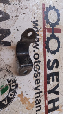 Toyota Yaris 2012 koltuk sabitleme braketi