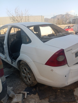 Ford focus Arka dingil 4M51-5K067