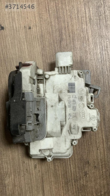 4F0839015 audi a4 a6 sol arka kapı kilidi