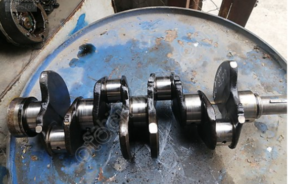 MITSUBISHI KRANK 1.8