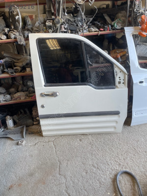 Ford connect sağ ön kapı dolu