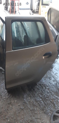 DUSTER 2018  SOL ARKA KAPI OORJINAL