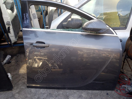 OPEL İNSİGNİA SAĞ ÖN KAPI