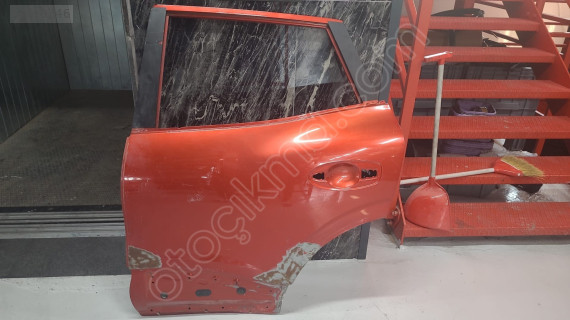 RENAULT CAPTUR ORİJİNAL ÇIKMA SOL ARKA KAPI