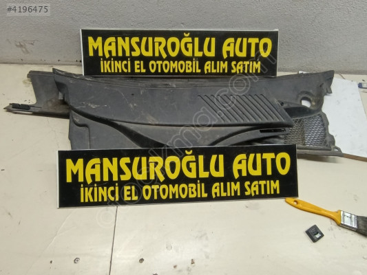 Clio ön cam silgi ızgarası