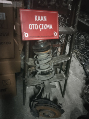 Alfa Romeo Guiletta Sağ Taşıyıcı Çıkma Orjinal