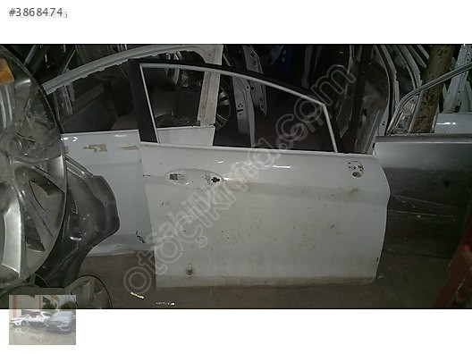 Ford Fiesta Sağ Ön Kapı - Ünallar Oto Yedek Parça Stokların
