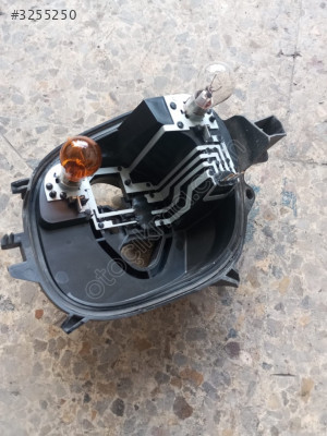 Peugeot 208 sağ stop duyusu