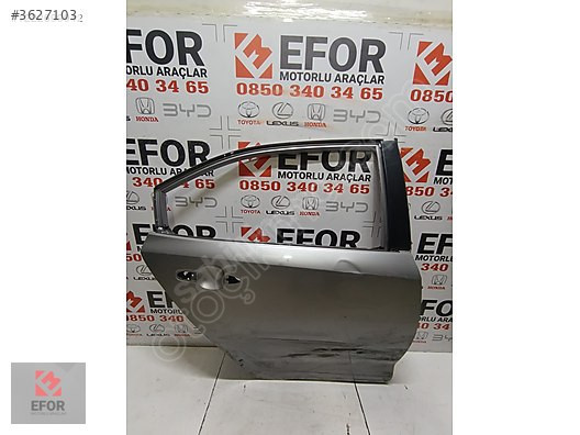 TOYOTA COROLLA SAĞ ARKA KAPI ORJİNAL ÇIKMA YEDEK PARÇA