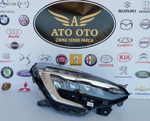 RENAULT CLİO 5 ORJİNAL ÇIKMA SAĞ FAR 33