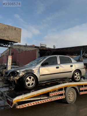Opel Astra sol ön kapı.