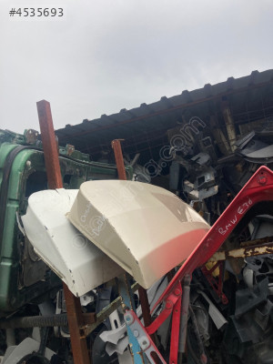 Fiat doblo bagaj kapağı spoyleri