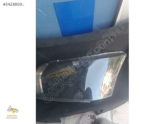 Ford Transit Yeni Kasa Sağ Far Camı 500TL