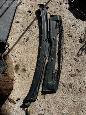 Bmw E53 X5 Ön Cam Izgarası Alt üst