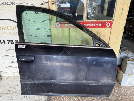 AUDİ A6 SAĞ ÖN KAPI KİLİDİ 98-04 MODEL ORJİNAL ÇIKMA